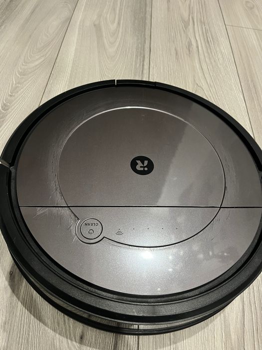 Robot sprzątający iRobot roomba combo.