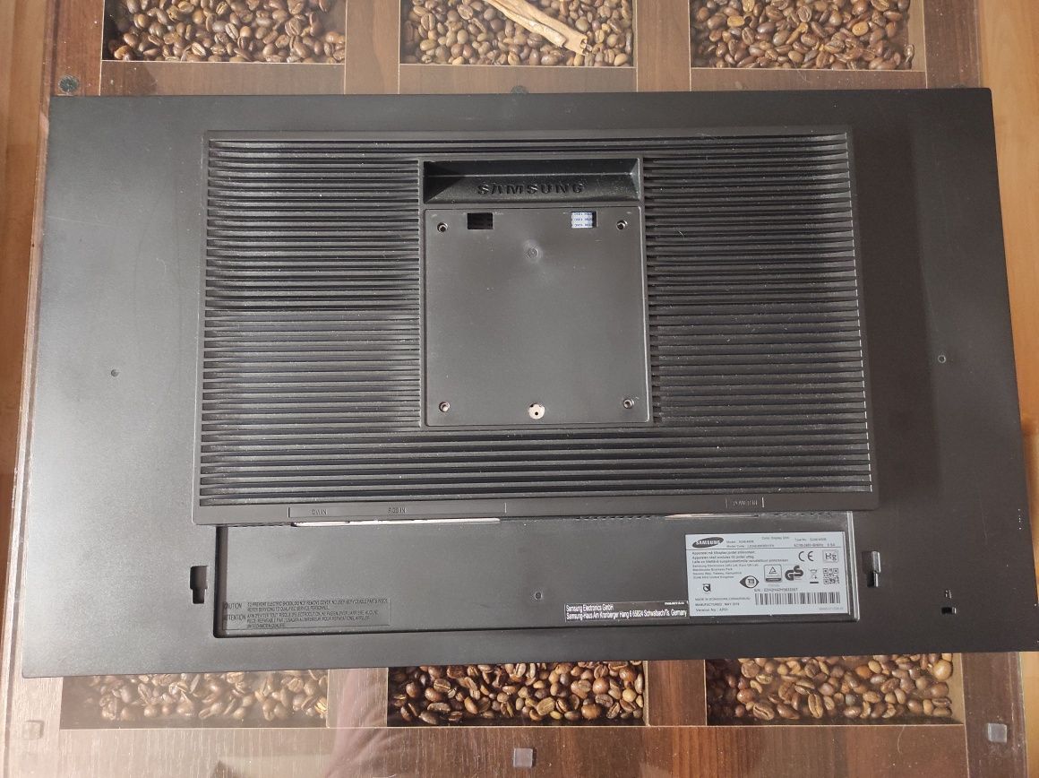 Monitor Samsung S24E450 24" LED