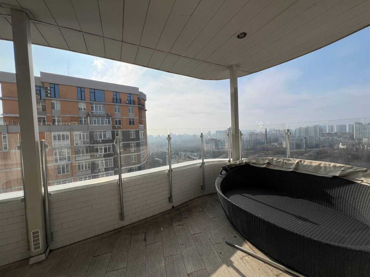 ЖК ФРАНЦУЗСКИЙ 4х к. 2х-уровненая кв.158м Б. терраса с панорамой МОРЯ