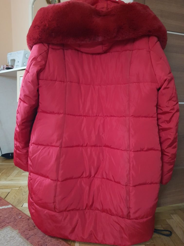 Зимова тепла куртка,пуховик зима,жіноча червона курточка 46-48