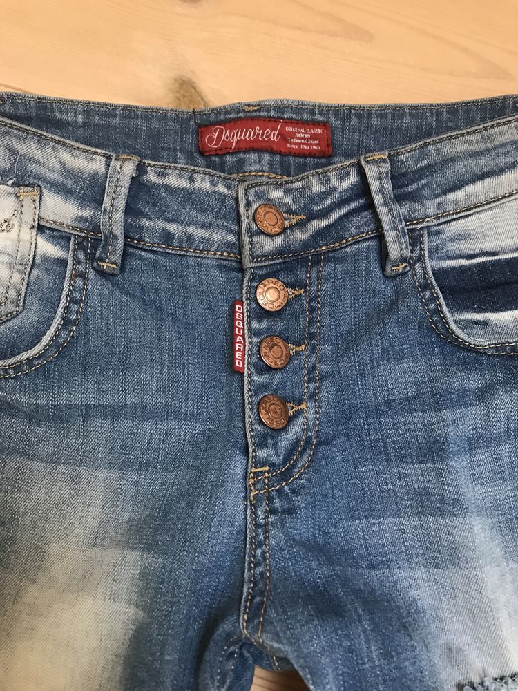 Jeansy Dsquared rozm.27