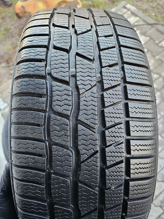 Zima Continental 205/45 R17 8mm