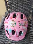 Sprzedam kask rowerowy dla dziewczynki