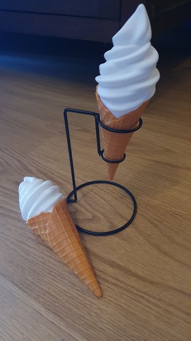 Cones de gelado de brincar