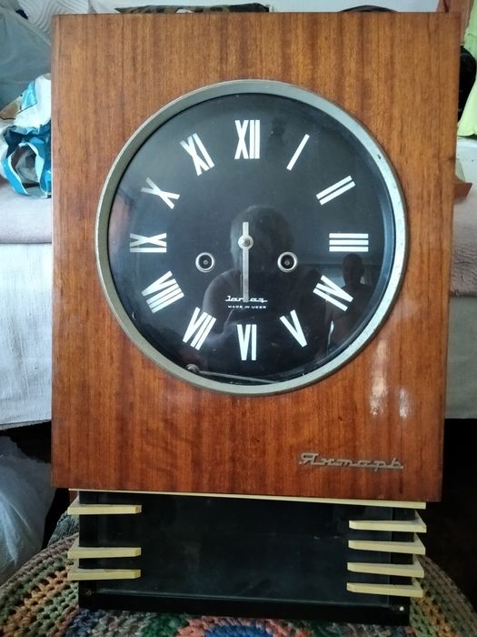 Продам часы настенные с боем рабочие