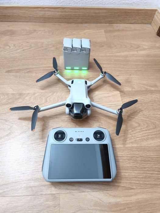 DJI Mini 3 PRO + 3 baterías + RC