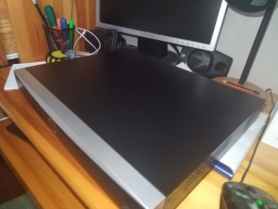 Rejestrator 7608NXI-i2/s. Hikvision