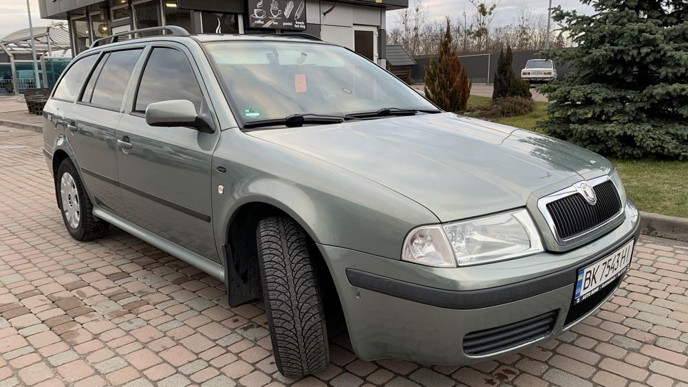 Skoda Octavia tour 1.6 mpi