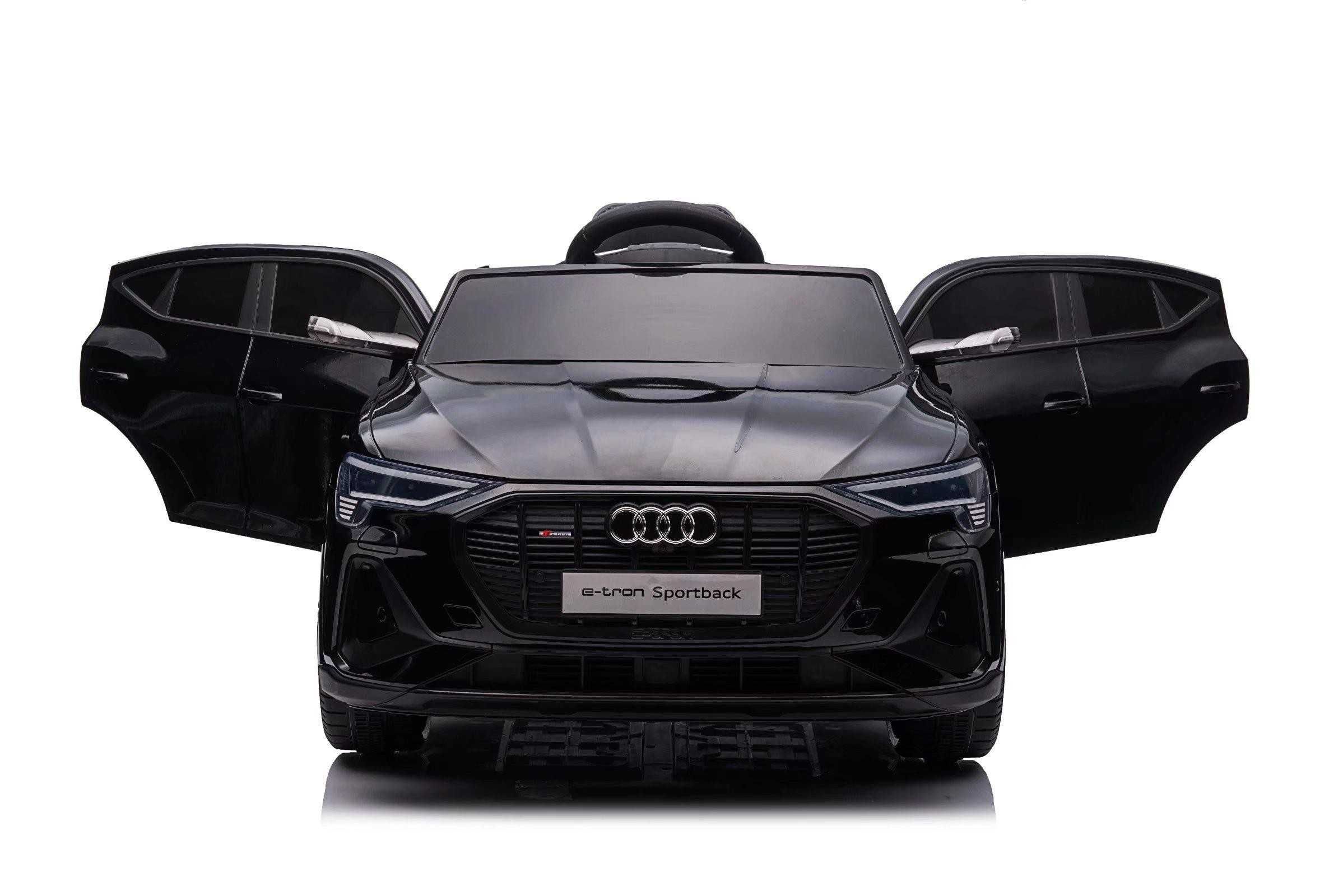 Акумуляторний електромобіль для дітей
Автомобіль Audi E-TRON 4X4