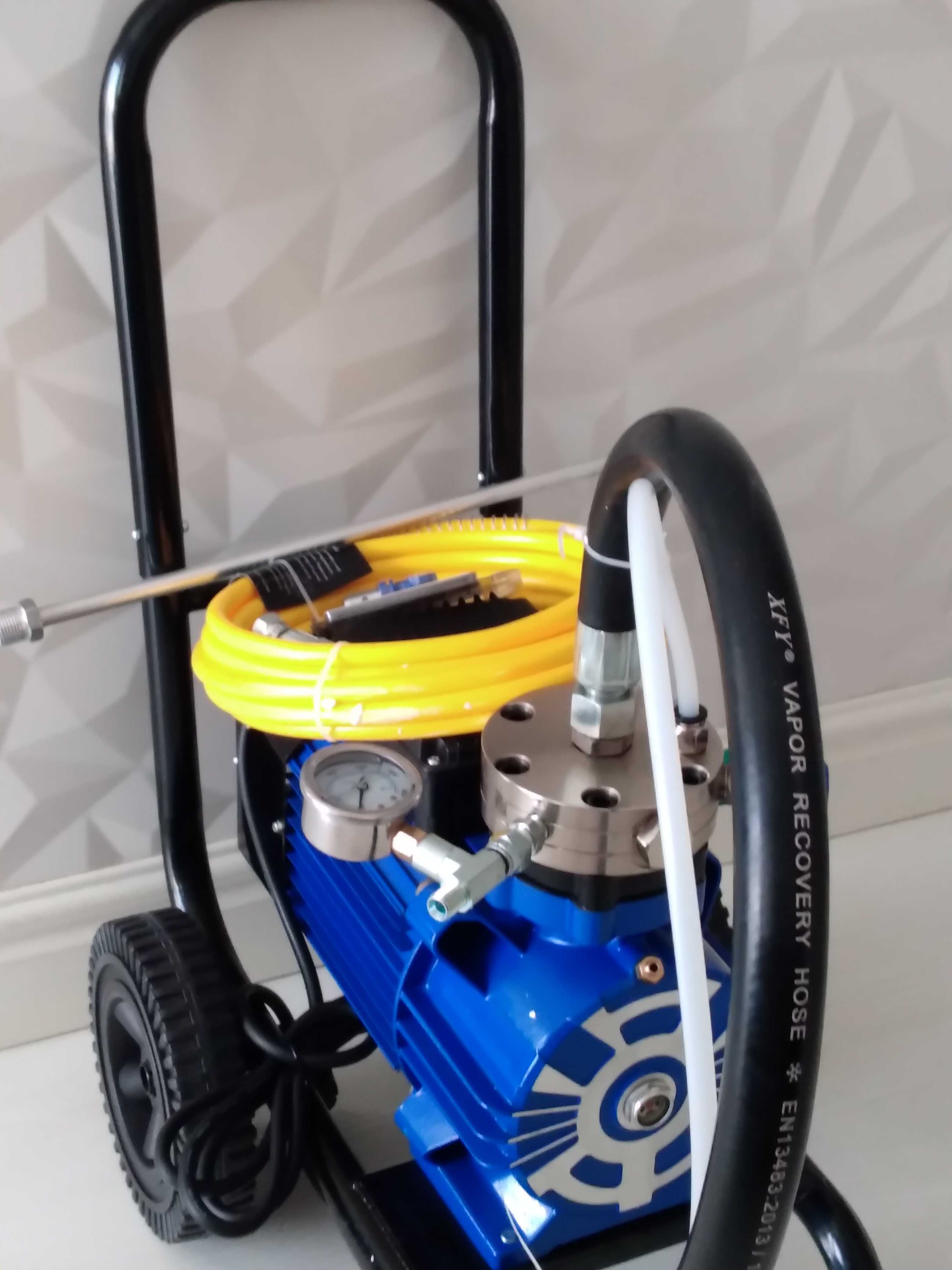 Agregat malarski Cobra 3800 do malowania rozpuszczalnik 4l/mi, 250bar