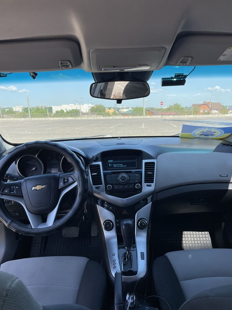 Продам Chevrolet cruze