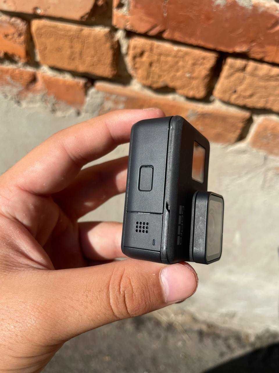 Екшн камера GoPro HERO7 Black