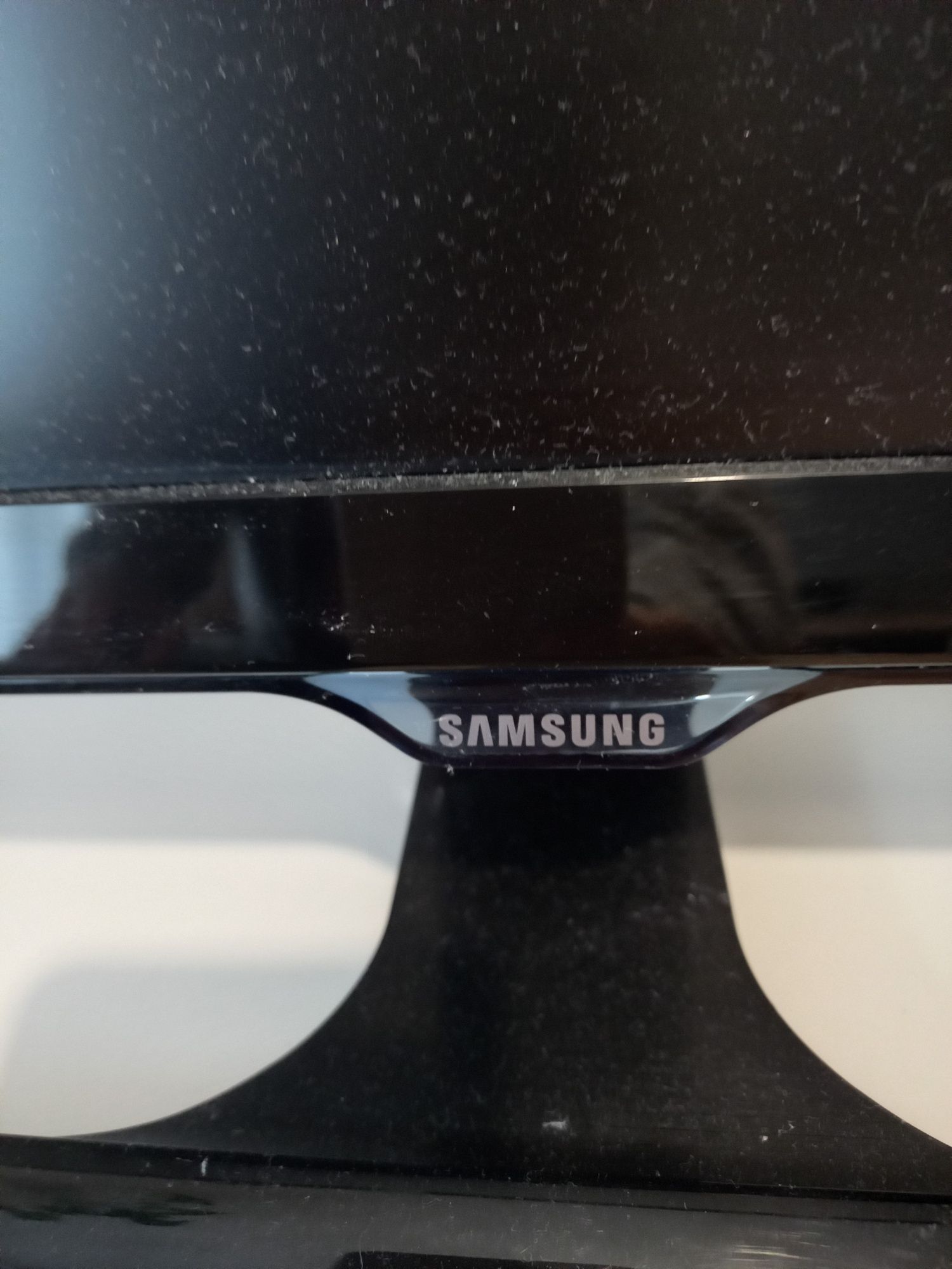 Monitor samsung 22 cale