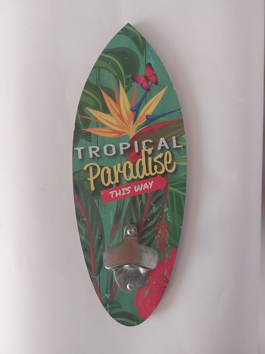 Otwieracz do butelek deska na ścianę