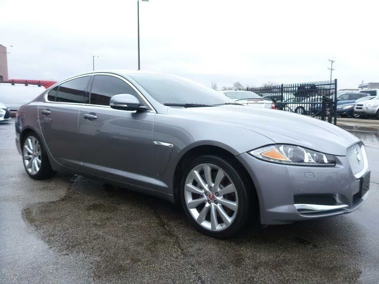 Jaguar Xf      2014