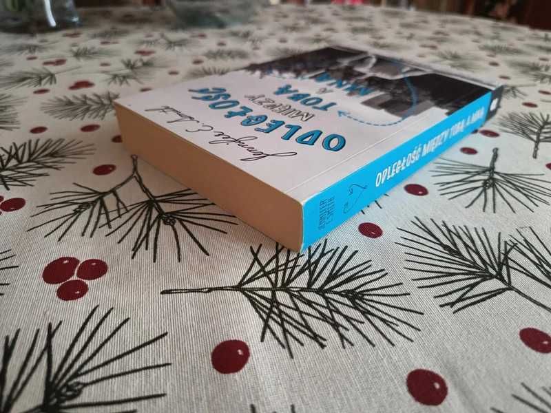 Jennifer E. Smith "Odległość między Tobą a mną"