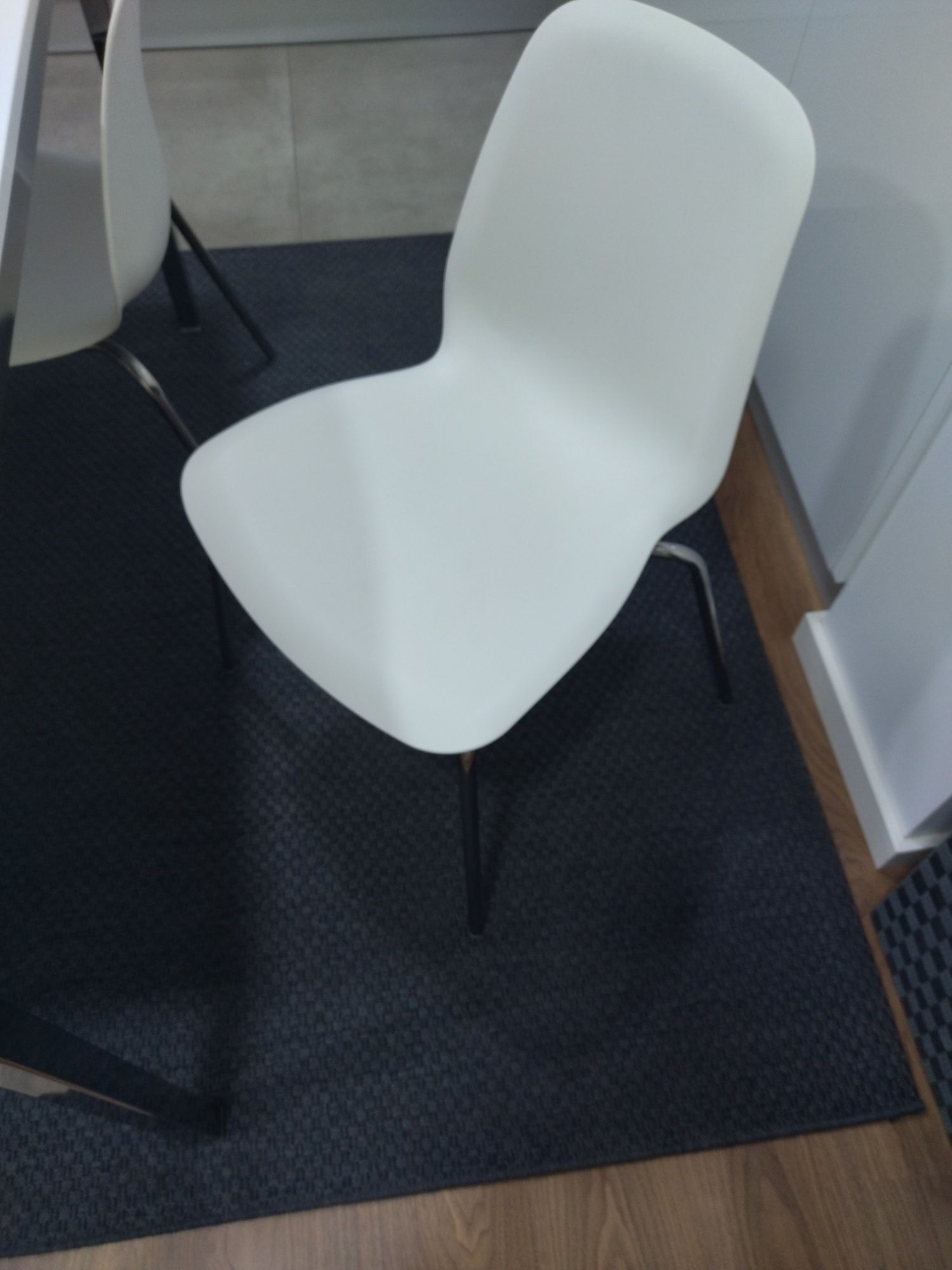 Mesa com 4 cadeiras