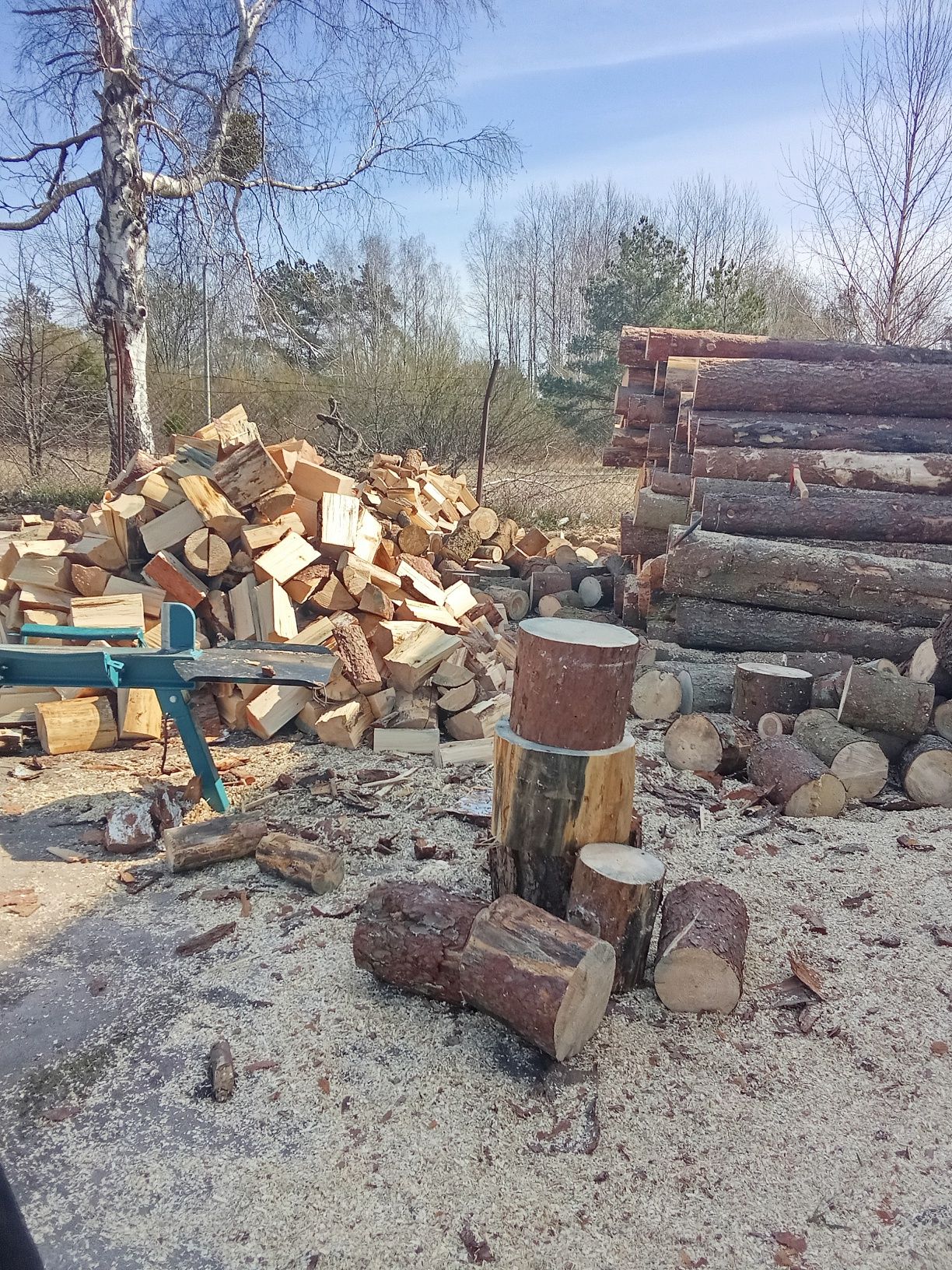 Drewno Opałowe i Kominkowe