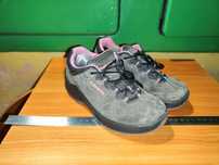 Кросівки lowa gore-tex  30