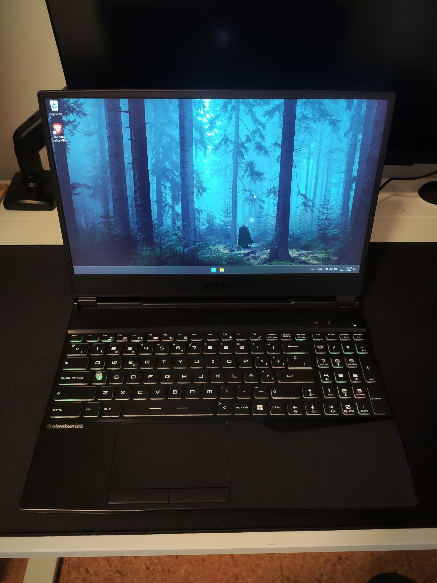 Portátil MSI GL65 Leopard - RTX 2060 i7-10750h 32GB Painel IPS 144hz