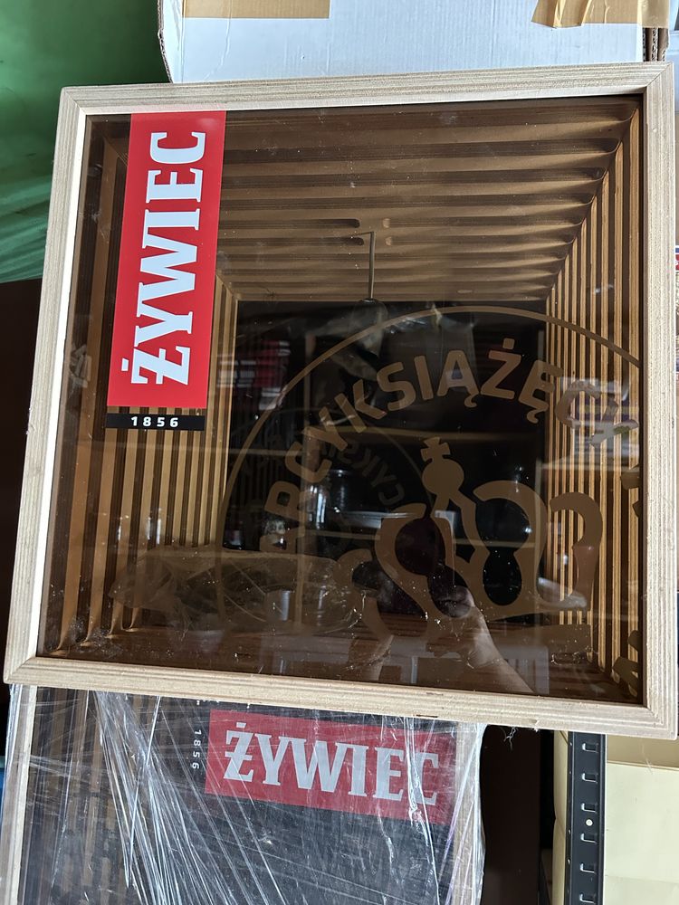 Lampy żywca nowe -piękne