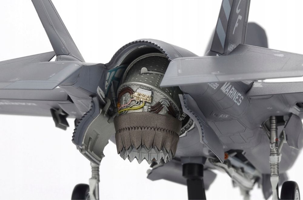 Samolot Lockheed Martin F-35B Lightning II model 1:72 Tamiya 60793