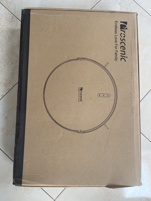 Robot sprzatająco-mopujący proscenic