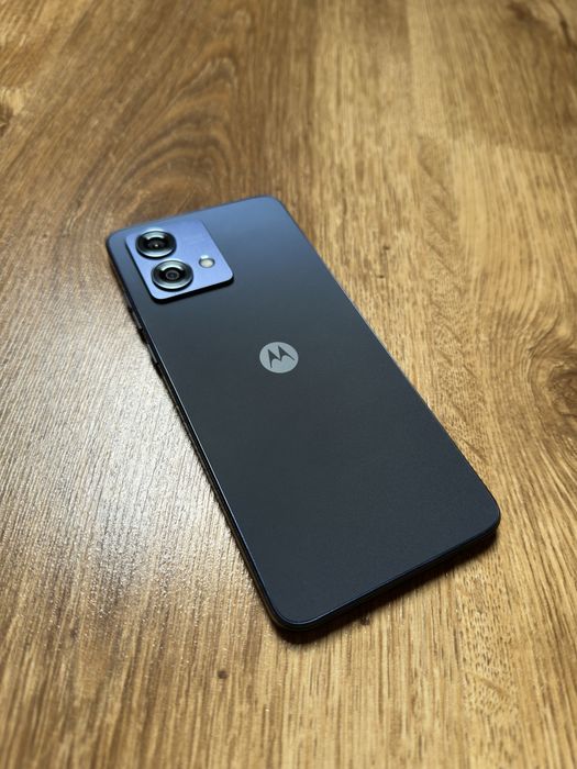 Motorola G84 5G jak nowa