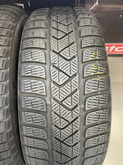 215/55 R17 Pirelli Sottozero  3