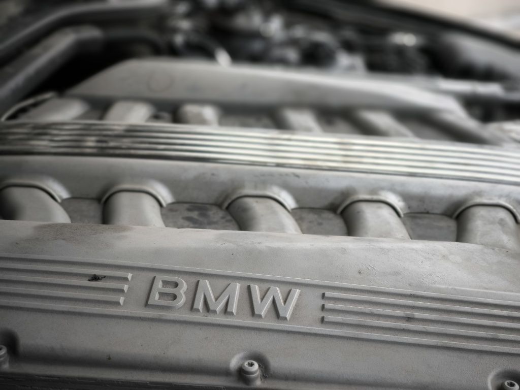 Продам BMW E66 V12