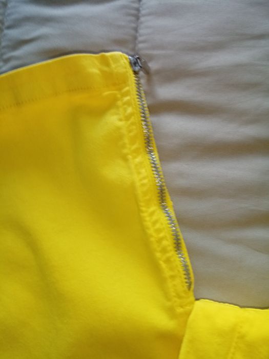 Calças amarelas S/M