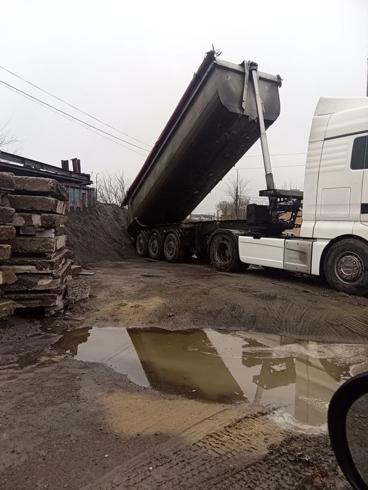 Доставимо пісок , щебінь , відсів , цемент