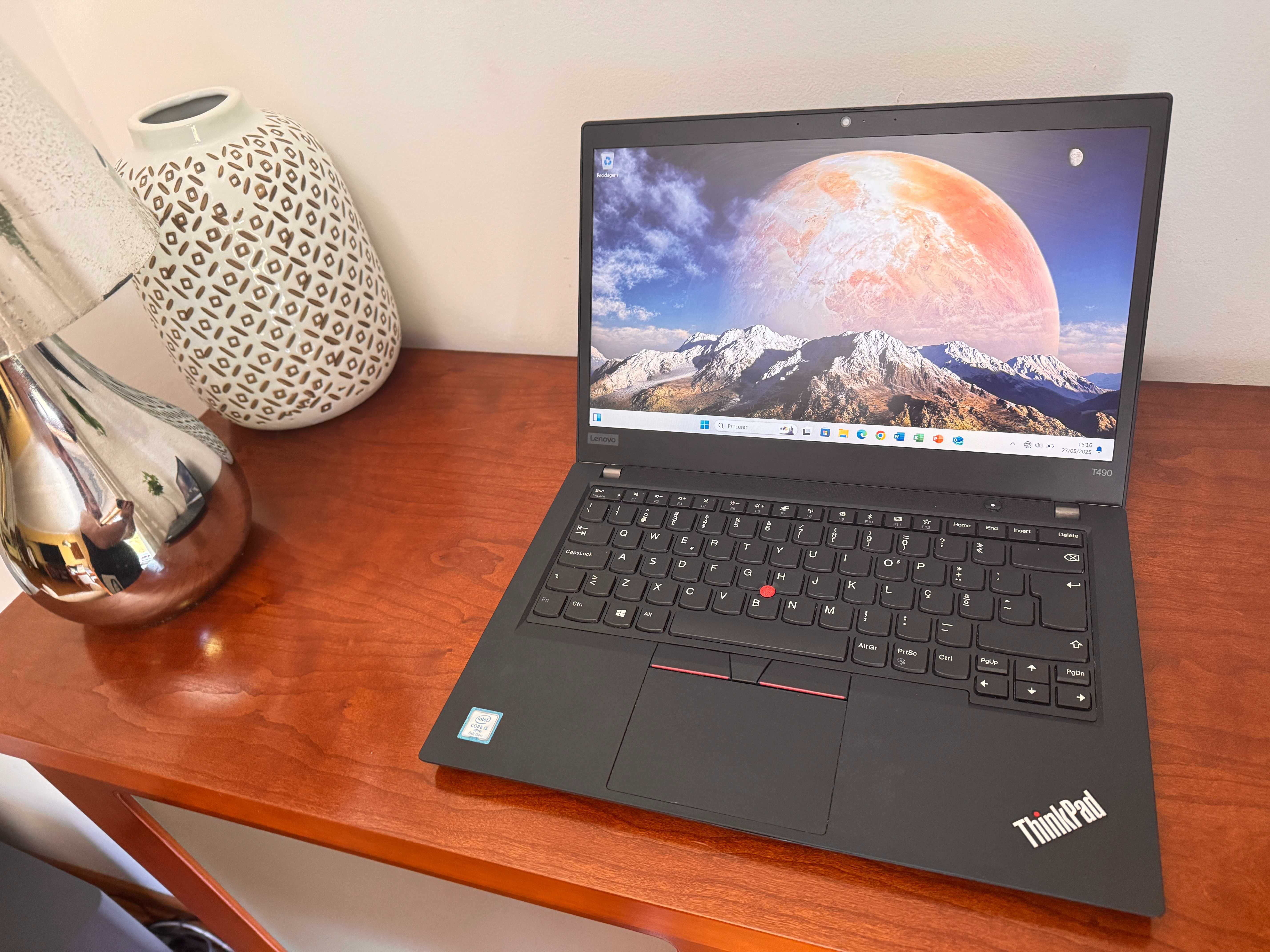 Lenovo ThinkPad T490 14"FullHD/i5 vPro 8365U/16Gb Ram/Ssd Nvme 256Gb