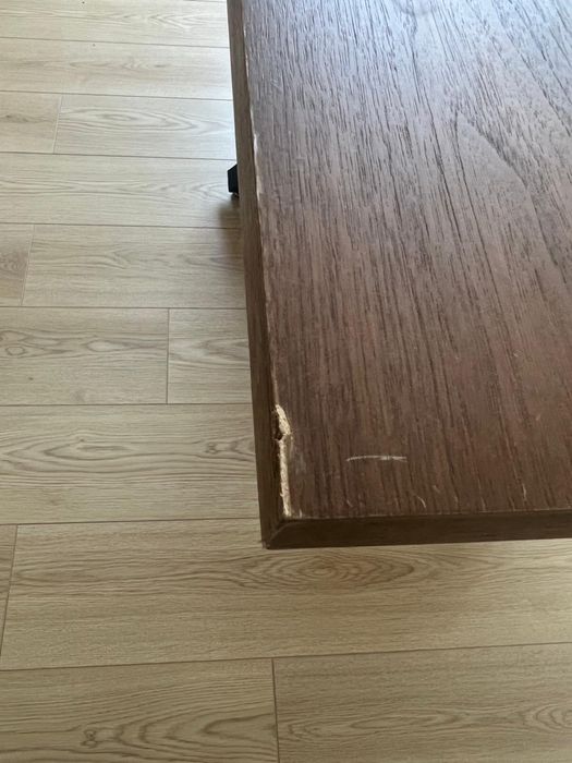 Mesa de jantar usada