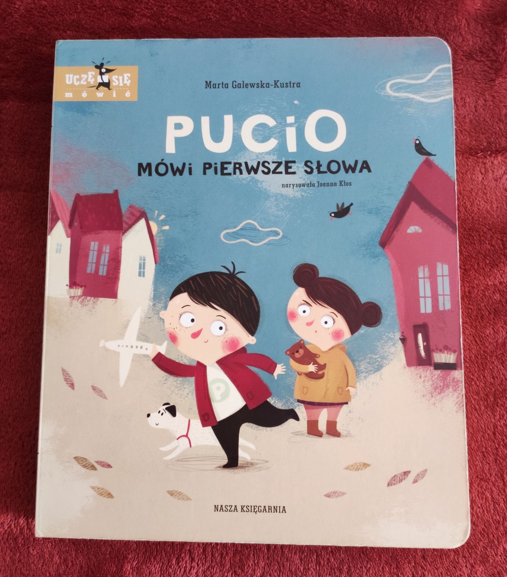 Książka "Pucio mówi pierwsze słowa"