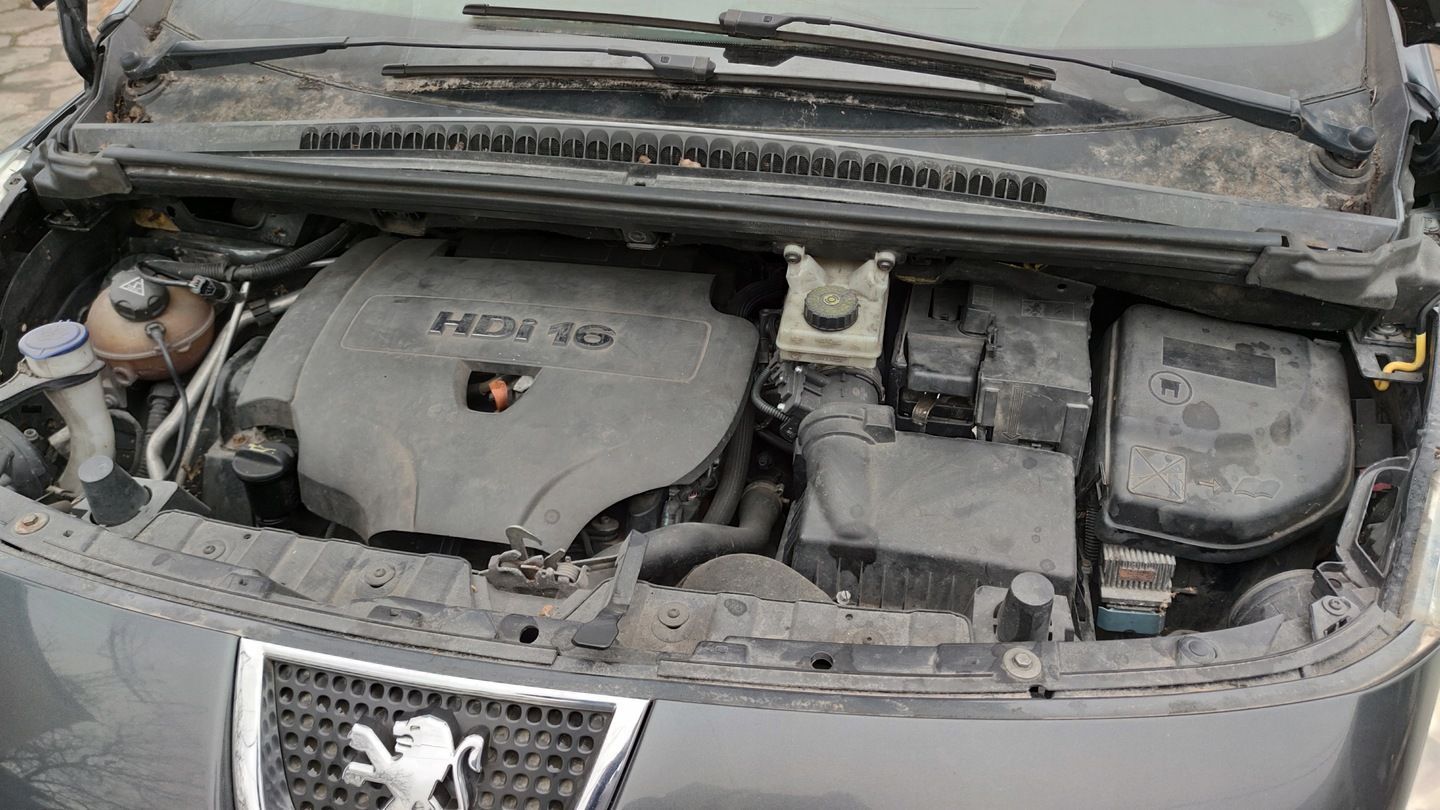 2,0 HDI RHE 110 KW 150 KM silnik słupek goły PEUGEOT 3008 5008 09- w aucie
