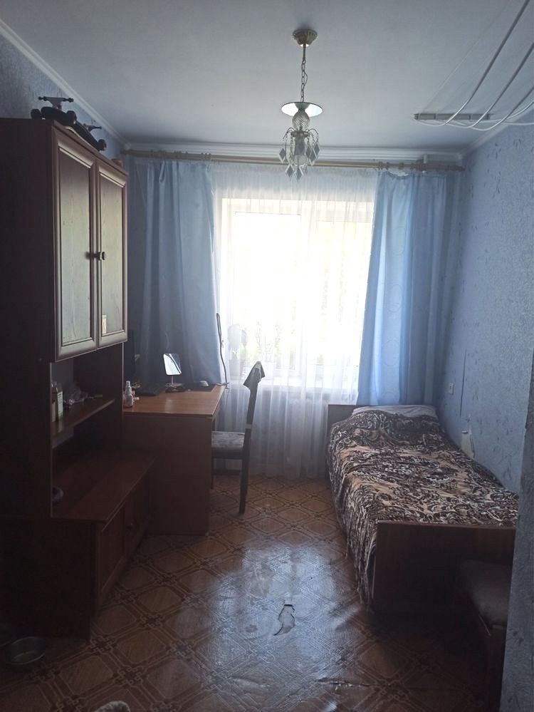 Трикімнатна квартира в Здолбнові(Посьолок)