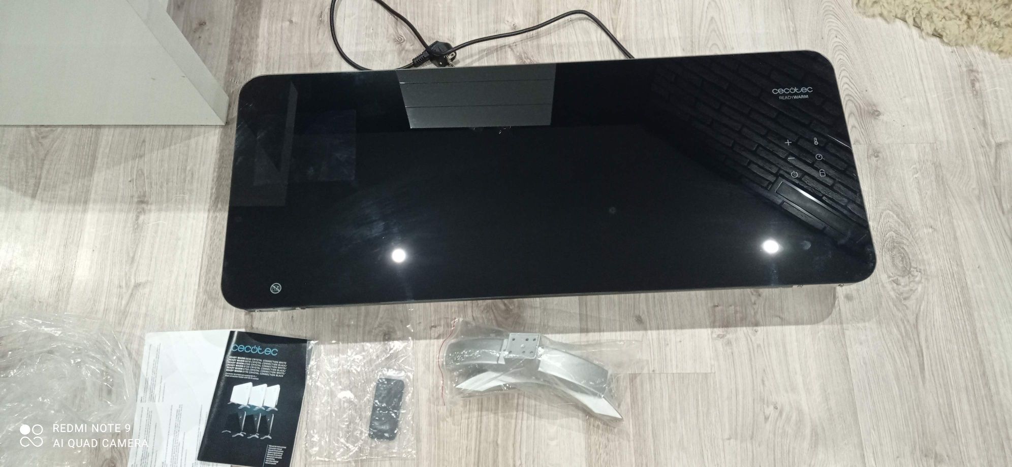 Grzejnik cecotec czarny szklany panel