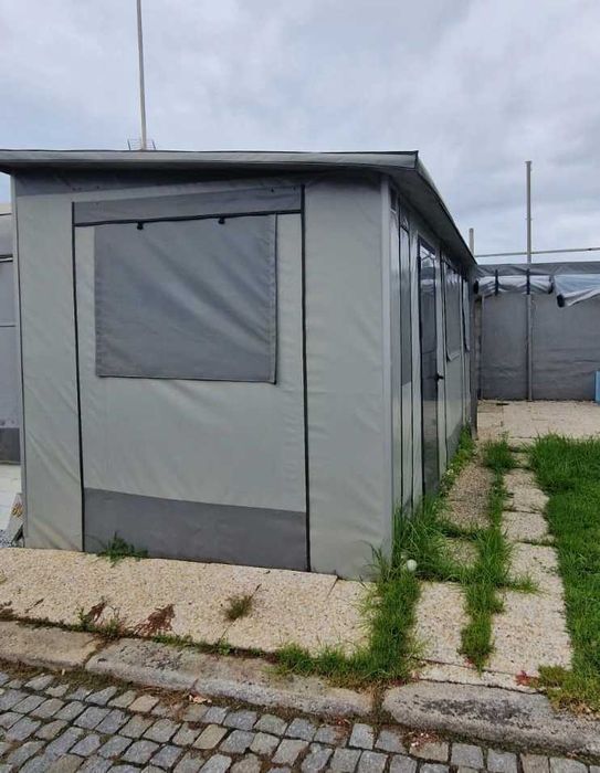 Avançado semi rijo para roulote