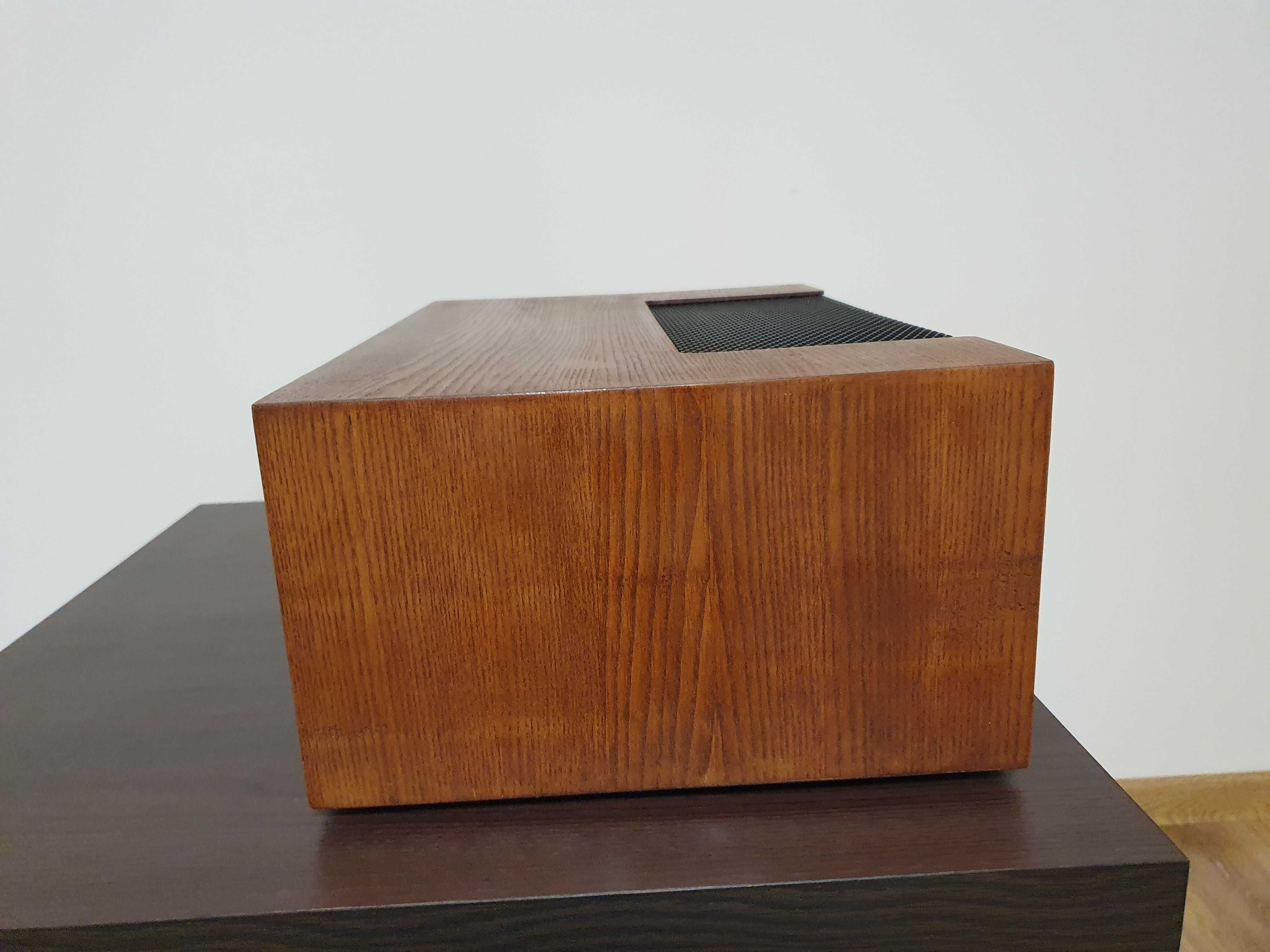Amplituner Marantz 2215B