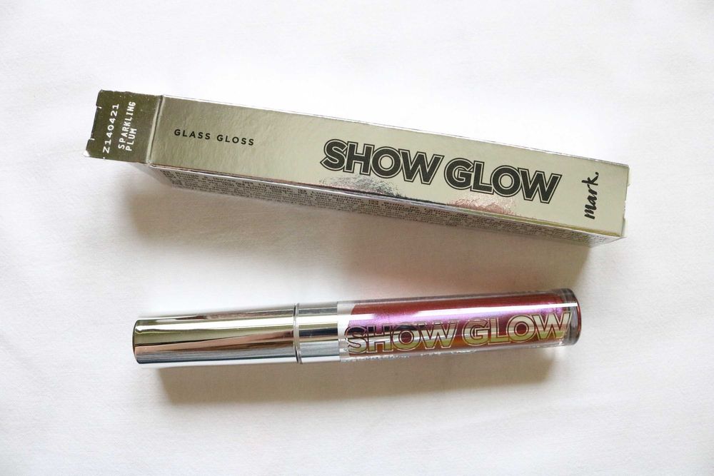 Avon Błyszczyk Show Glow Sparkling Plum nowy