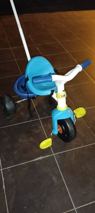 Triciclo de criança