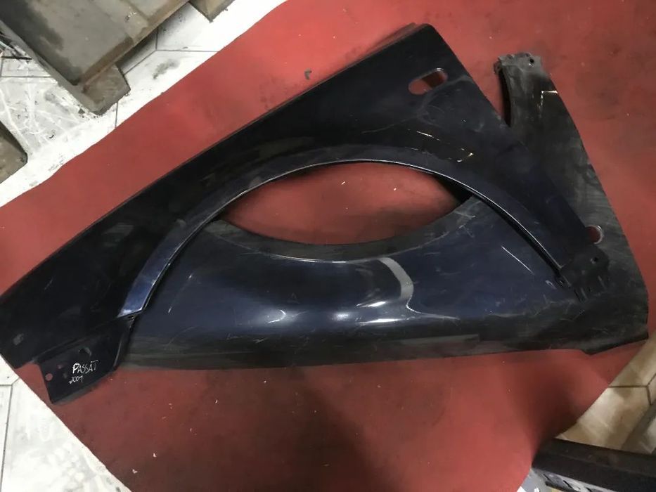 GUARDA-LAMAS VOLKSWAGEN PASSAT DIREITO