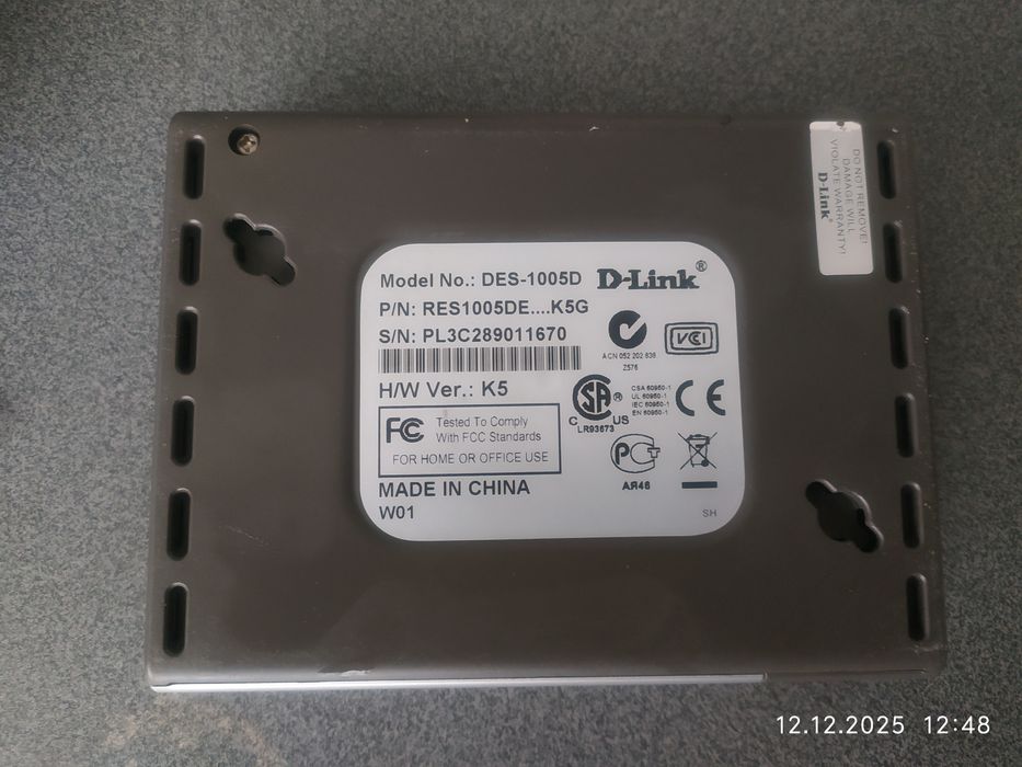 Комутатор D-Link DES-1005D свіч 5 портовий