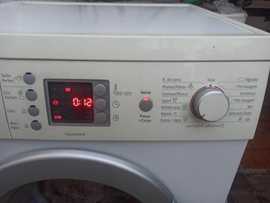 Máquina de Lavar Roupa BOSCH Série 4
