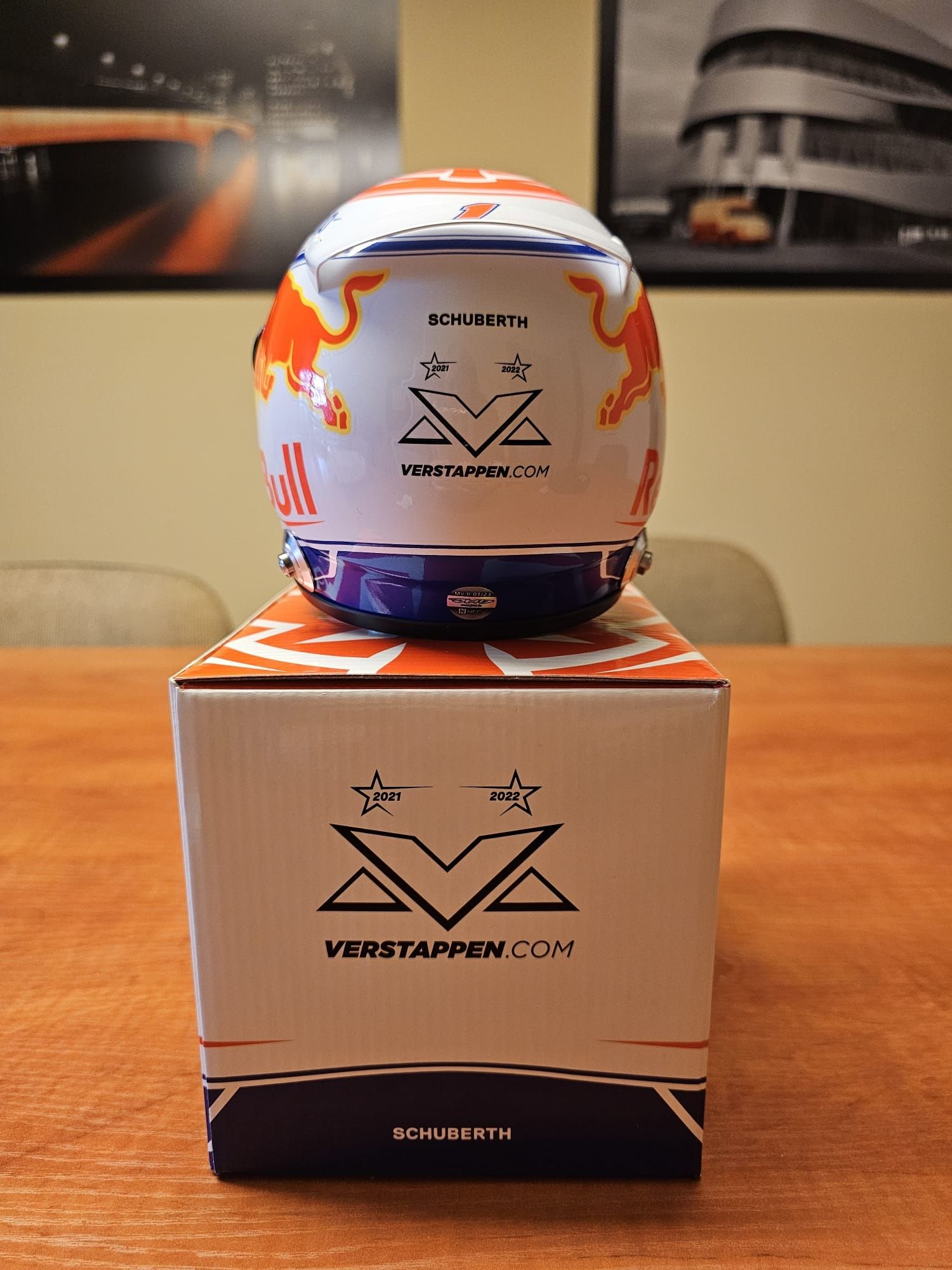Red Bull Racing - Max Verstappen   Kask 1:2 GP Australii 2023 autograf