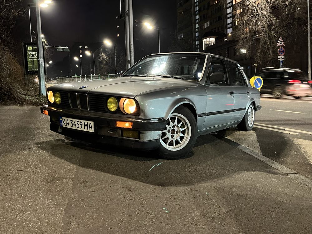 BMW E30 325i 1986