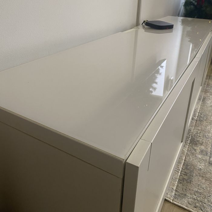 Móvel tv ikea branco c/ Vidro superior