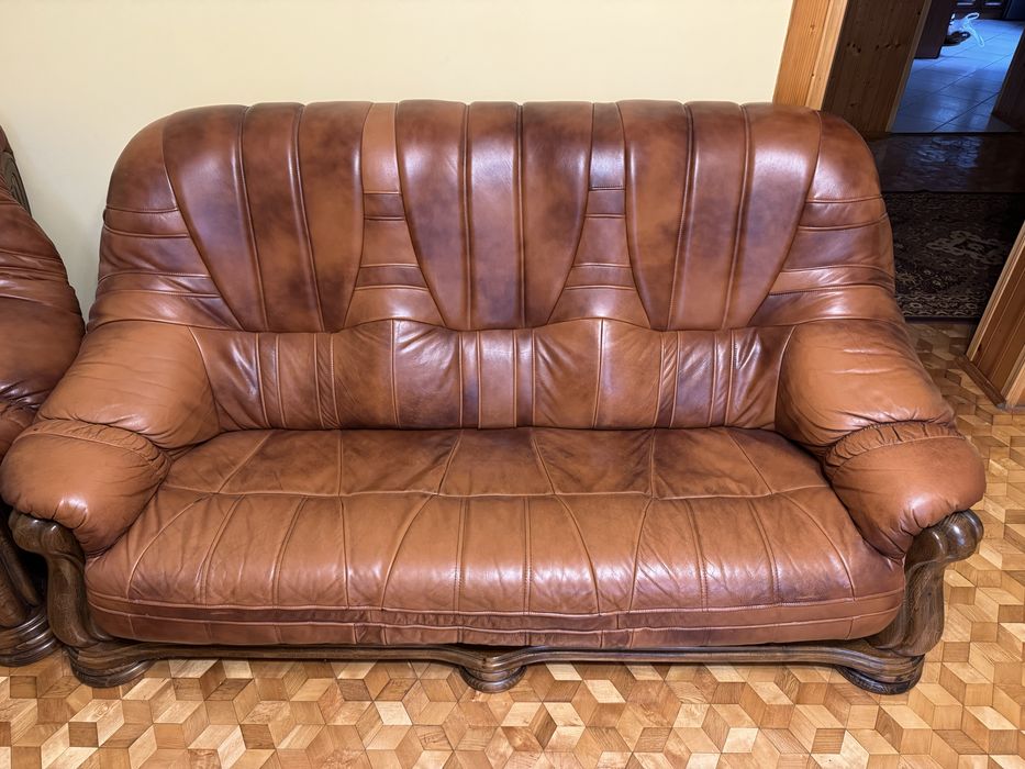Wypoczynek ze skóry 3/2/1. Skórzany sofa skórzana