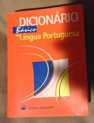 Dicionário de Língua Portuguesa